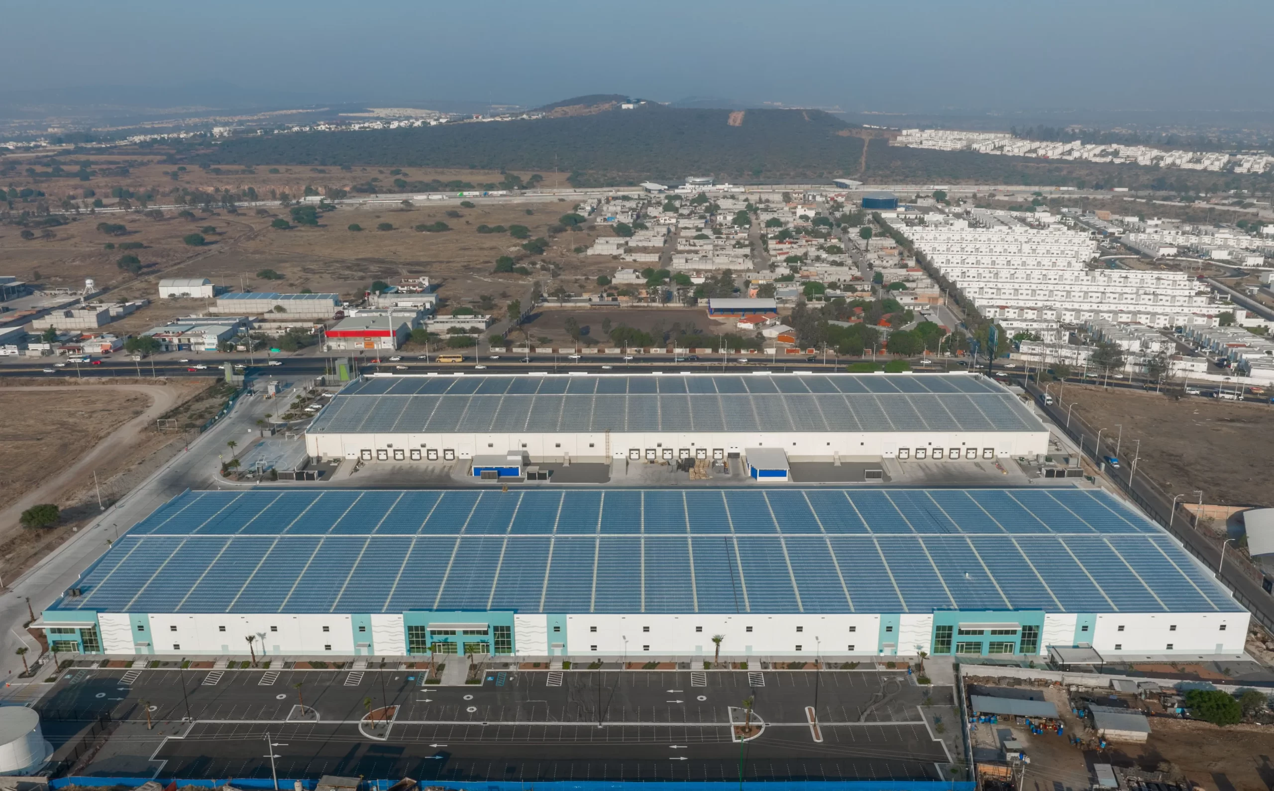 EXTERIOR 12