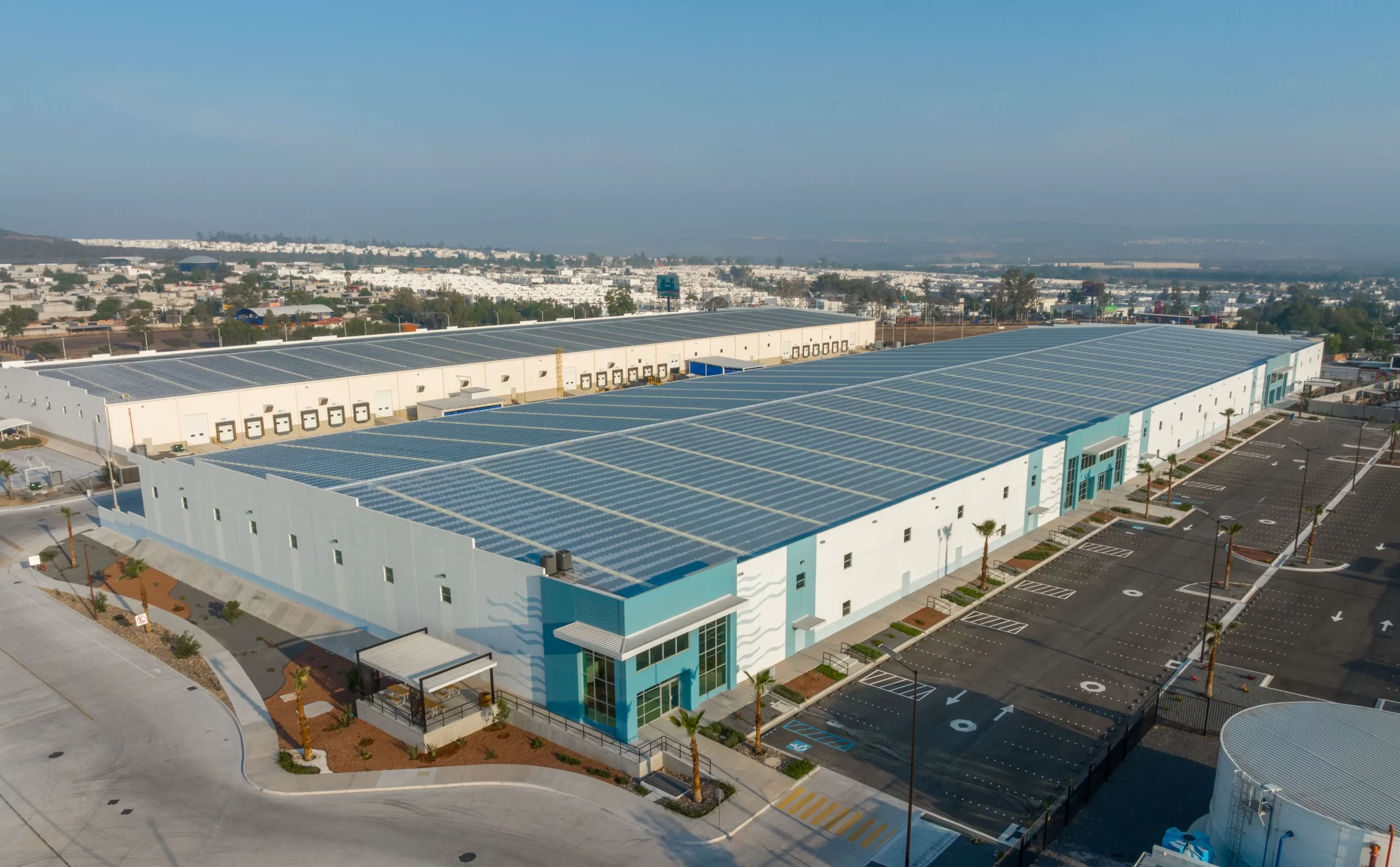 EXTERIOR 9